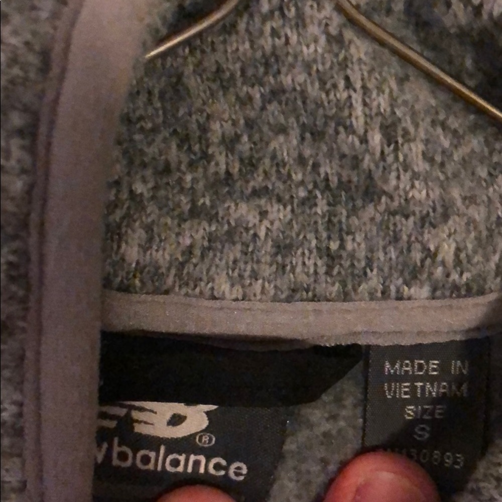 New Balance Jacket - Picture 2 of 3